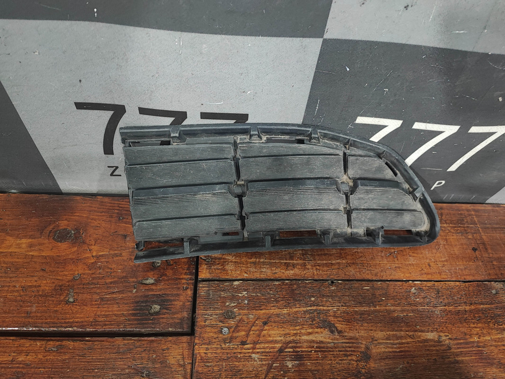 Накладка бампера левая Toyota RAV4 IV (XA40) 12-15 Б/У Оригинал 5312842020