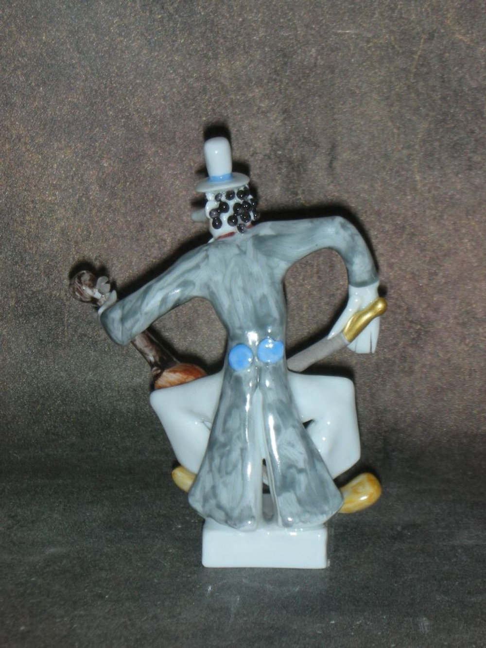 Статуэтка. Фарфор. Клоун Музыкант. Meissen. Германия