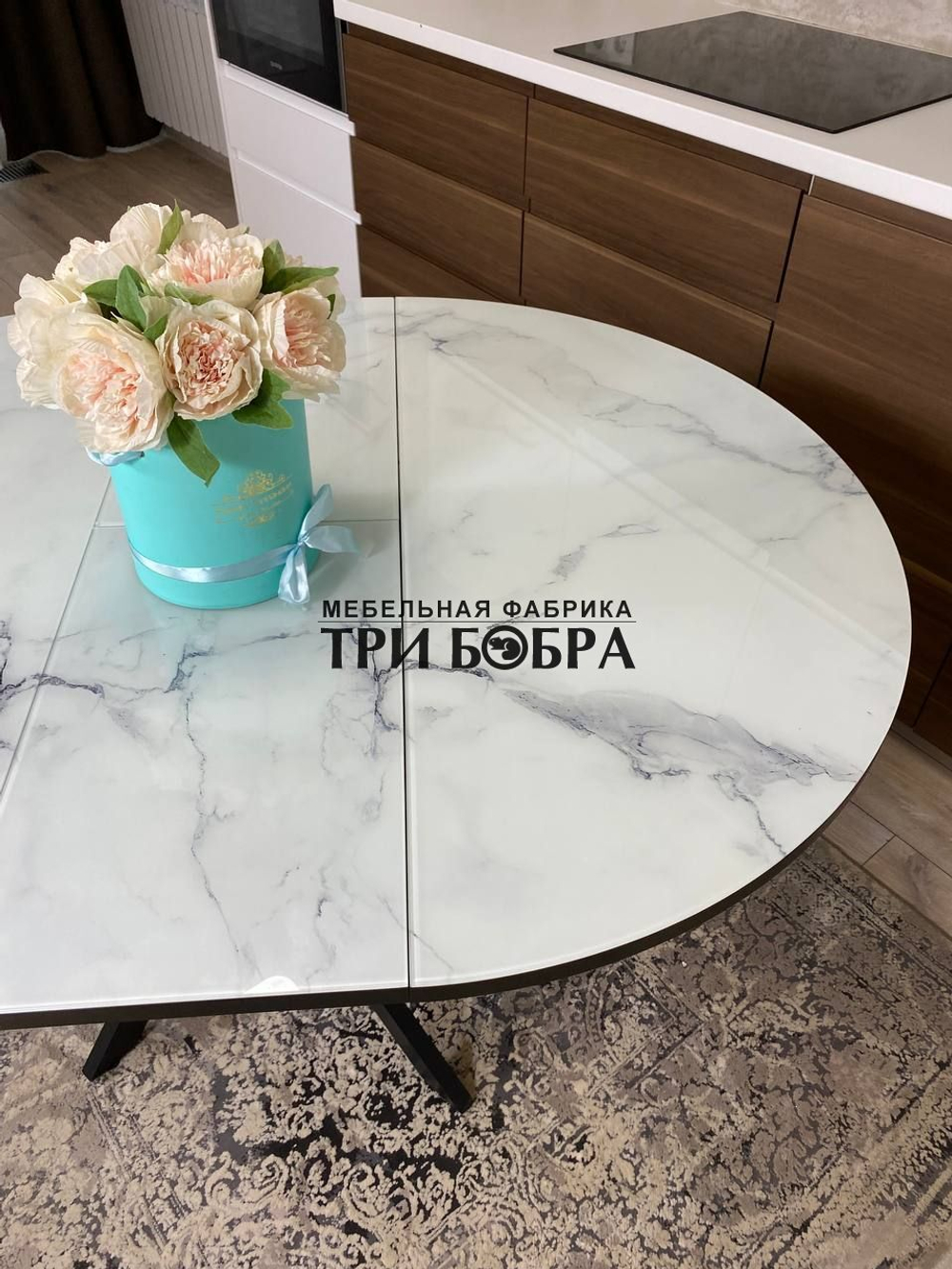 Стол круглый стеклянный "Карара"