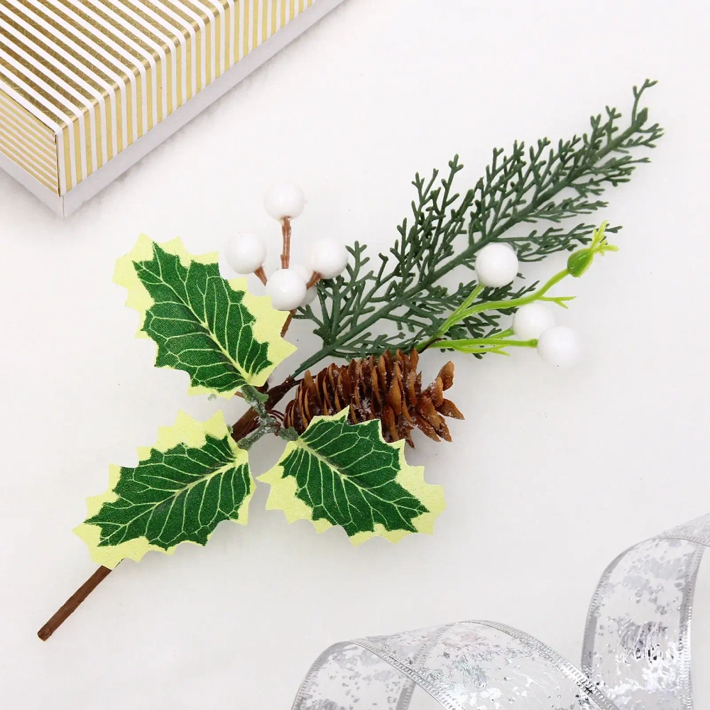 Ветка хвойная «Зимняя нежность» 31 см