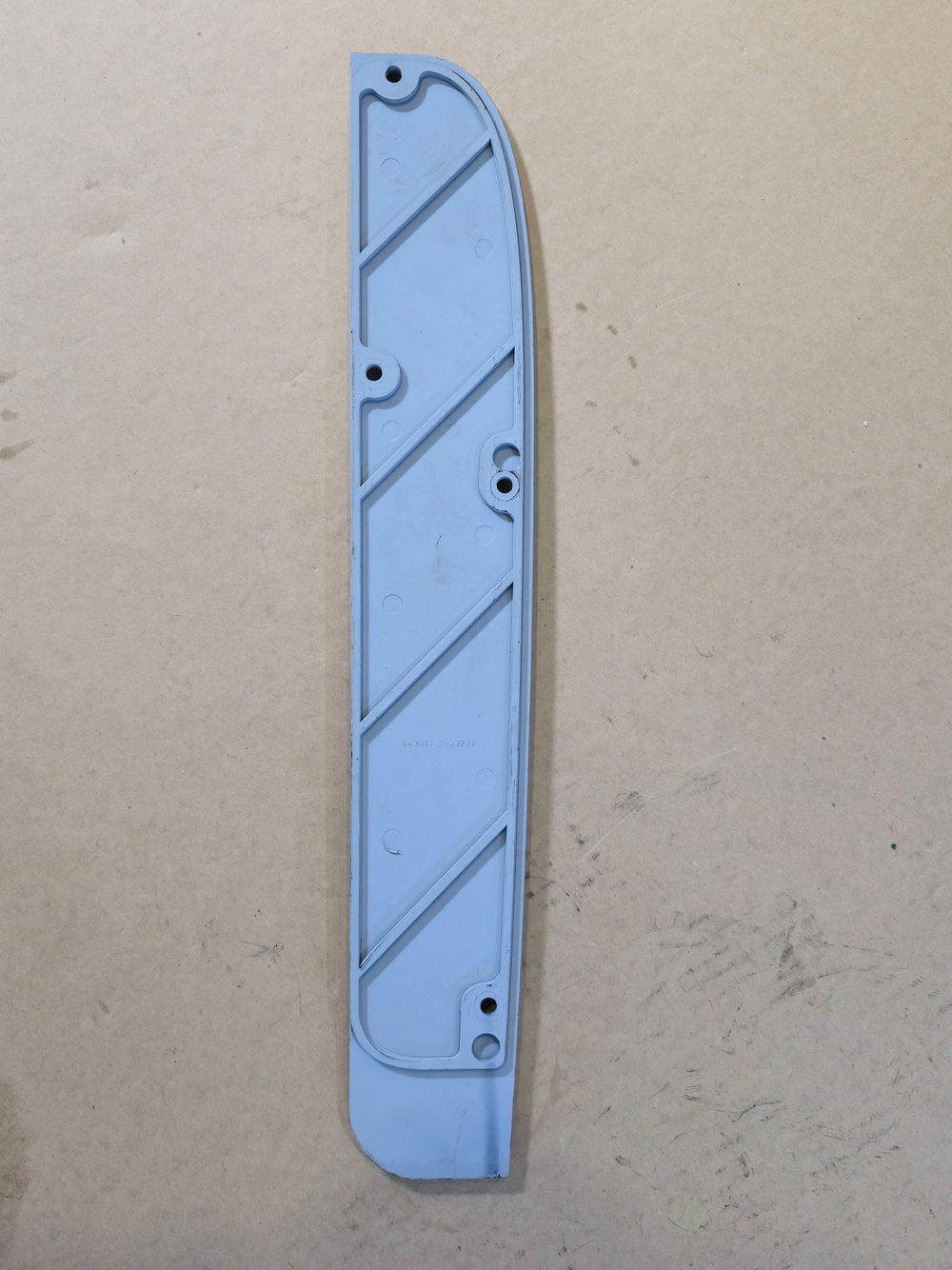 Накладка бампера МАЗ левая ОЗАА