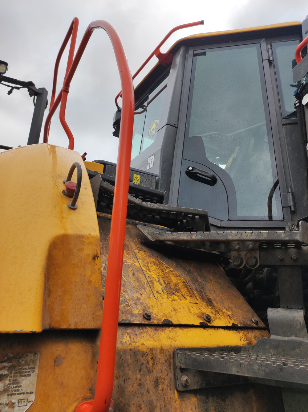Volvo A60H Землевоз с шарнирно-сочлененой рамой A60H (Дизельный, 16,1 л, 635 л.с, АТ)