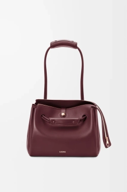 Loewe Сумка Madrid среднего размера из мягкой телячьей кожи, бургунди