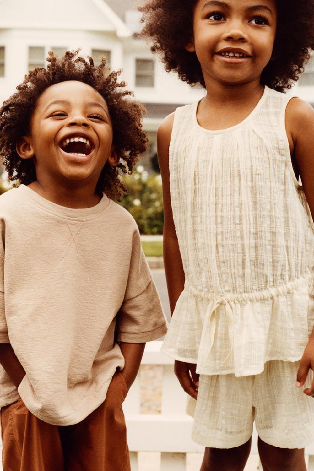 ZARA ШОРТЫ ИЗ РЕЛЬЕФНОЙ ТКАНИ — TIMELESZ, ЭКРЮ