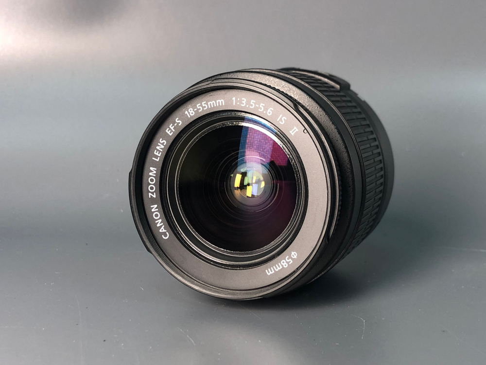 Canon 600d Kit 18-55 8100 кадров пробега