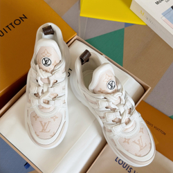 Louis Vuitton Archlight