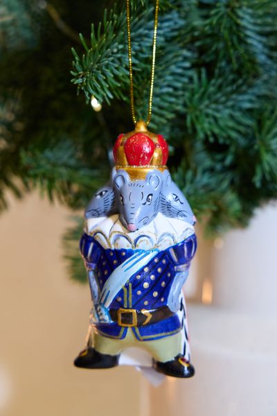 Фарфоровая елочная игрушка 