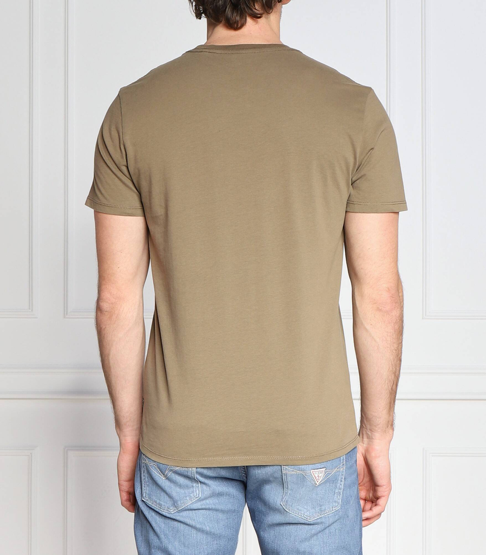 футболка ss bsc brushed triangle tee GUESS - хаки(M3RI64 KBDL0)