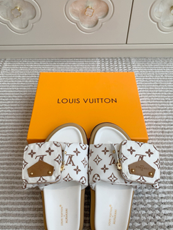 Louis Vuitton Pool Pillow Flat Comfort Mule