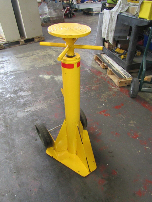 DOES NOT APPLYTRACTOR TRAILER STABILIZING JACK STAND