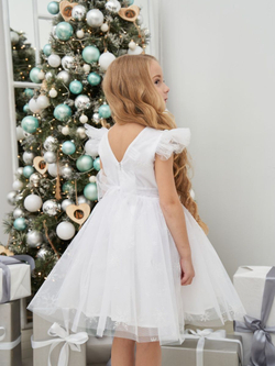 Нарядное платье снежинка