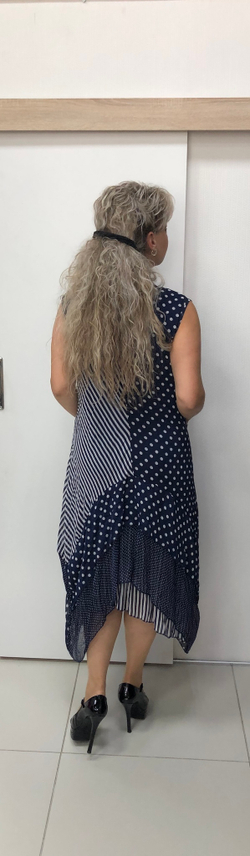 Летнее комбинированное платье-двойка в синем и белом цветах