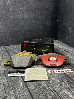 Тормозные колодки передние BREMBO P06049