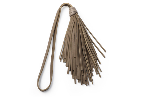 Брелок TUFT цвета мокко