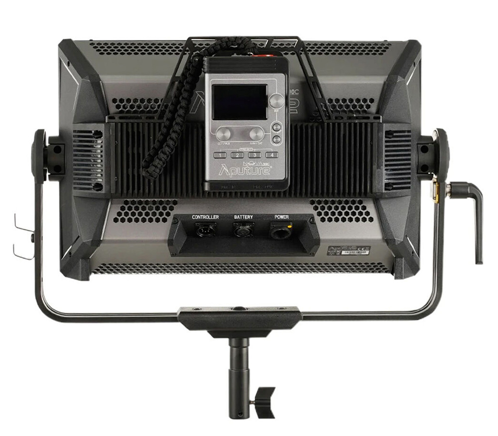 Осветитель Aputure NOVA P300c, светодиодный, RGBWW, 300 Вт