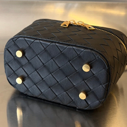Bottega Veneta Mini Intrecciato Vanity Case