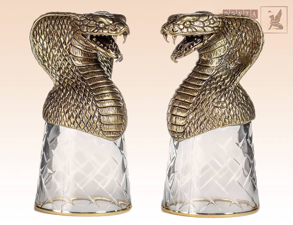 стопка Перевертыш Кобра