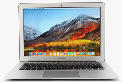 13.3" Уцененный Ноутбук Apple MacBook Air 13 2014 (1440x900, Intel Core i5-5250U, RAM 4ГБ, SSD 256ГБ, Intel HD Graphics 5000, MacOS)