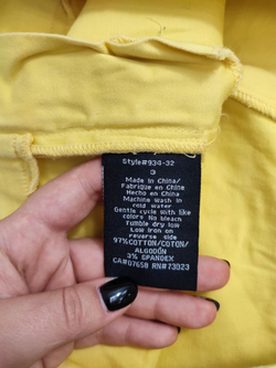 Шорты Seductions желтые 42 размер