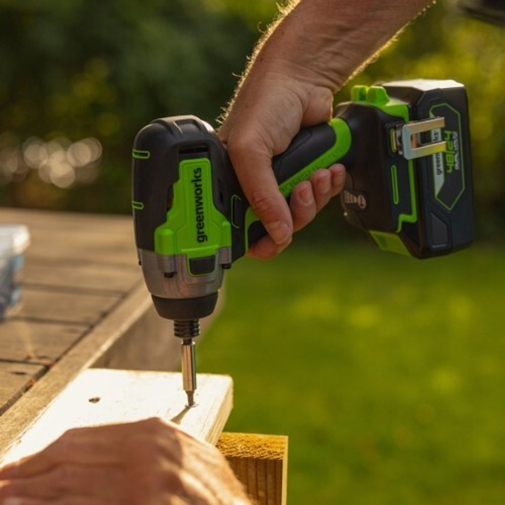 Гайковерт аккумуляторный GREENWORKS GD24ID3 24V, АКБ 4Ач и ЗУ 3802807CUB