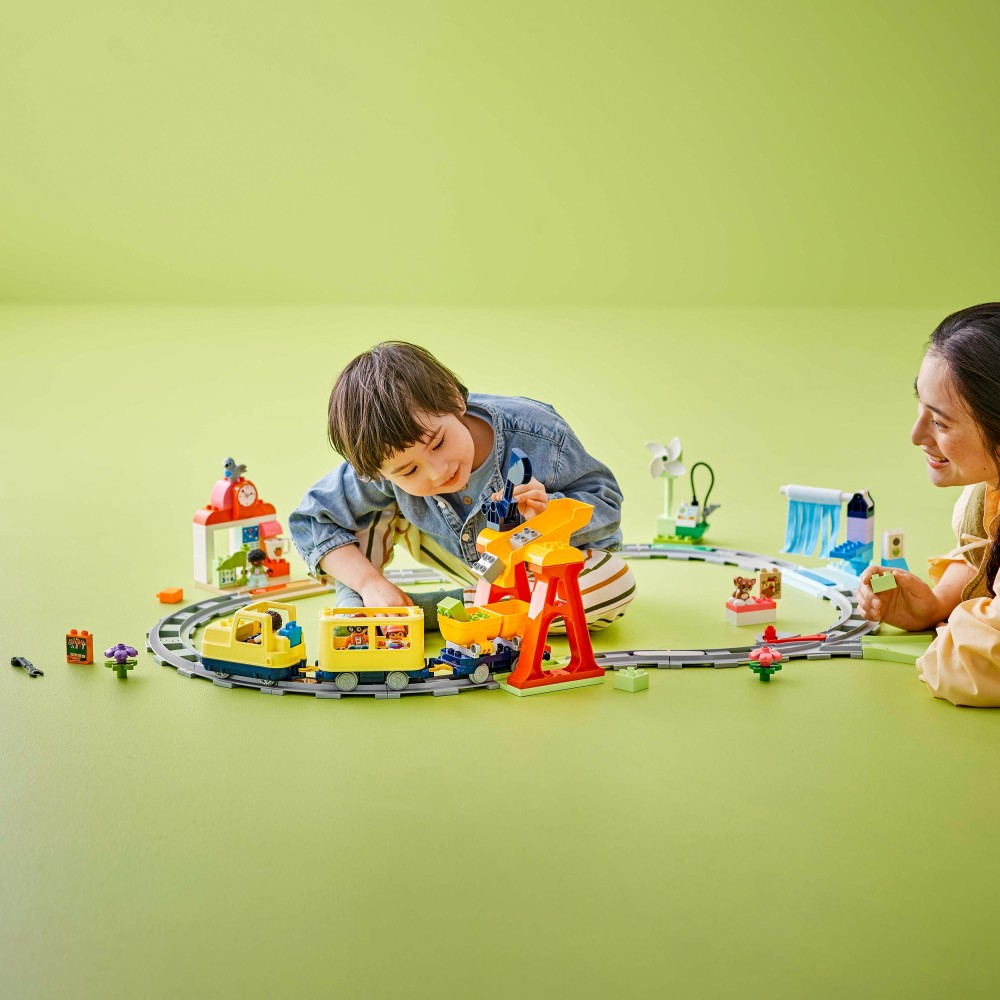 LEGO DUPLO Town - Большой интерактивный городской поезд 10428