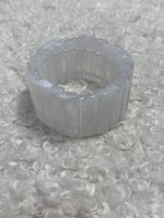 Браслет из пластин белый