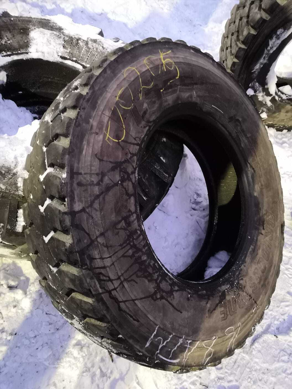 315/80R22.5 Bridgestone L355 шина б/у