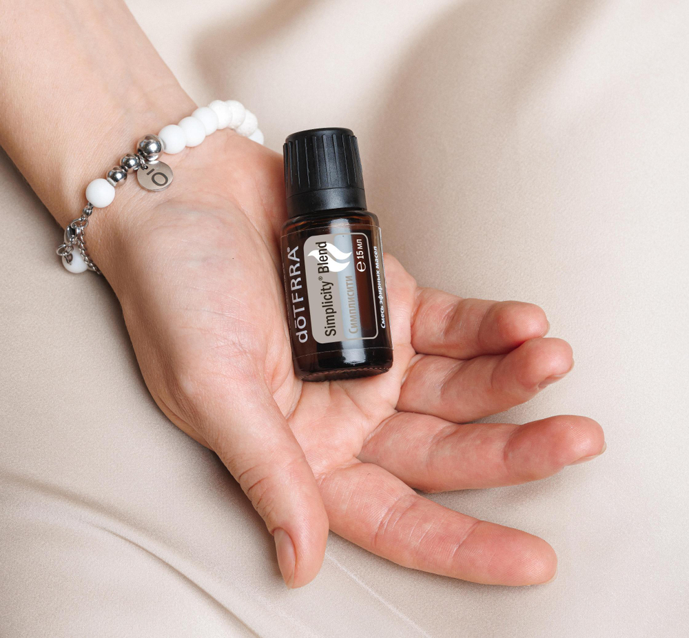 Набор dōTERRA «Тихая радость» аромабраслет + смесь «Симплисити» (15 мл)