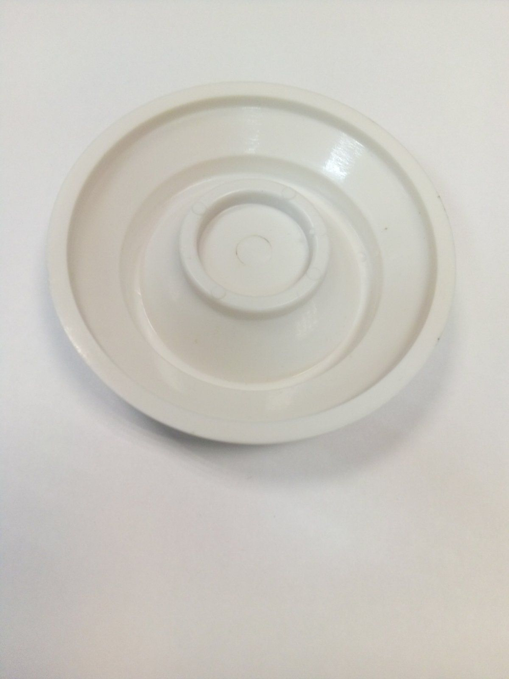 Упор под шпиль виолончели пластик белый (комплект - 2 шт.)