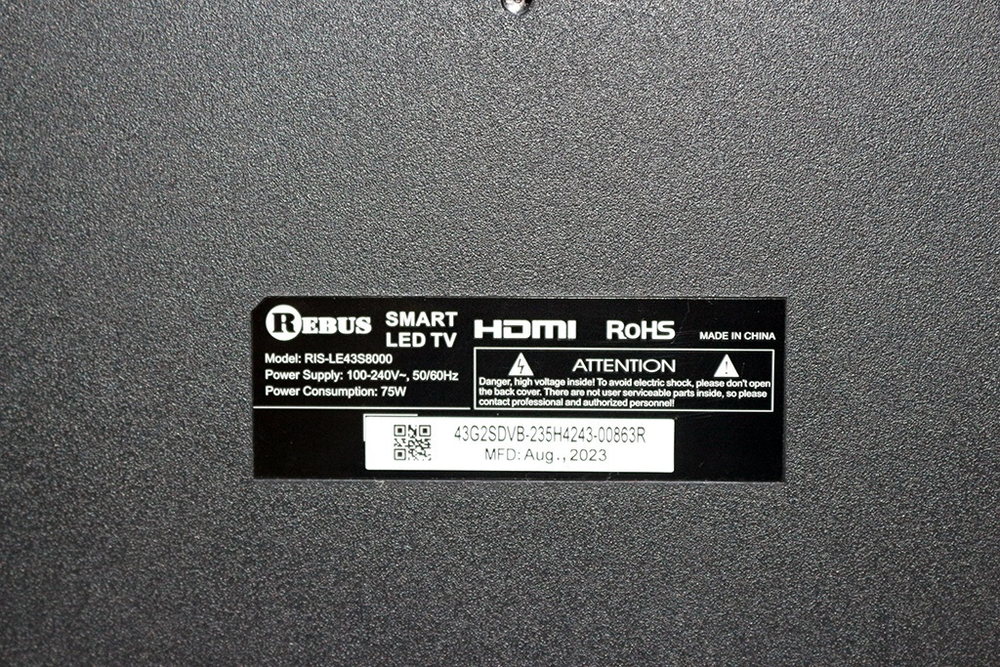 Телевизор Rebus RIS-LE43S8000 109 см черный