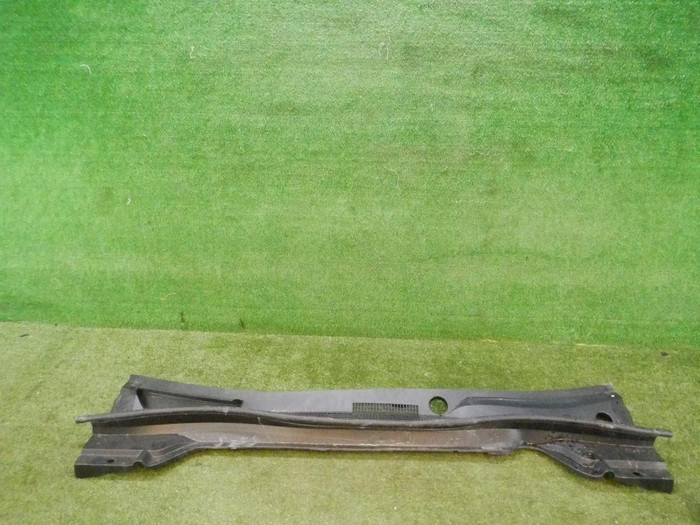 Жабо Lexus UX (2018-н.в.)