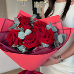 Красные ажурные розы