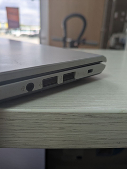 Ноутбук ASUS x515f
