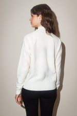 22922 Джемпер женский (молочный)