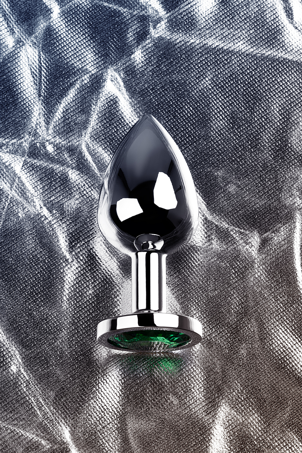 Анальная втулка с кристаллом Medium изумруд 8 см
