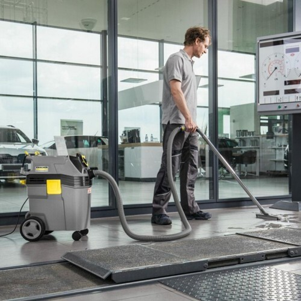 Пылесос сетевой KARCHER NT 40/1 Ap L 1.148-321.0