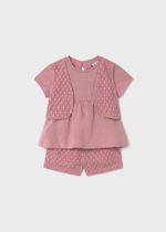 футболка с шортами