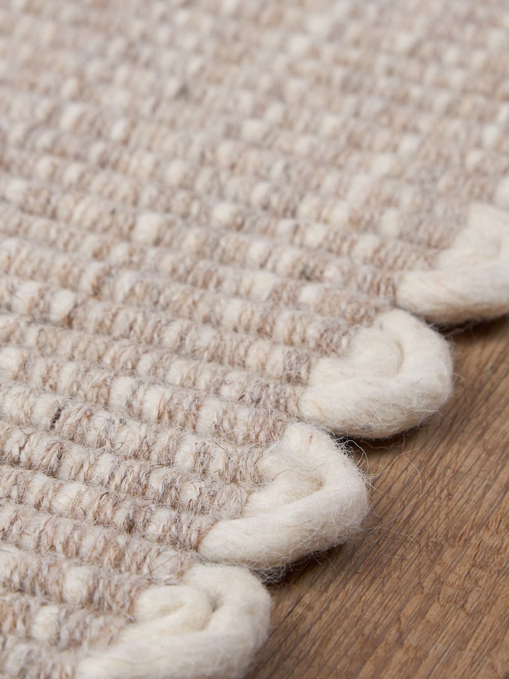 Ковер из шерсти Badrinath из коллекции Ethnic, 200x300 см