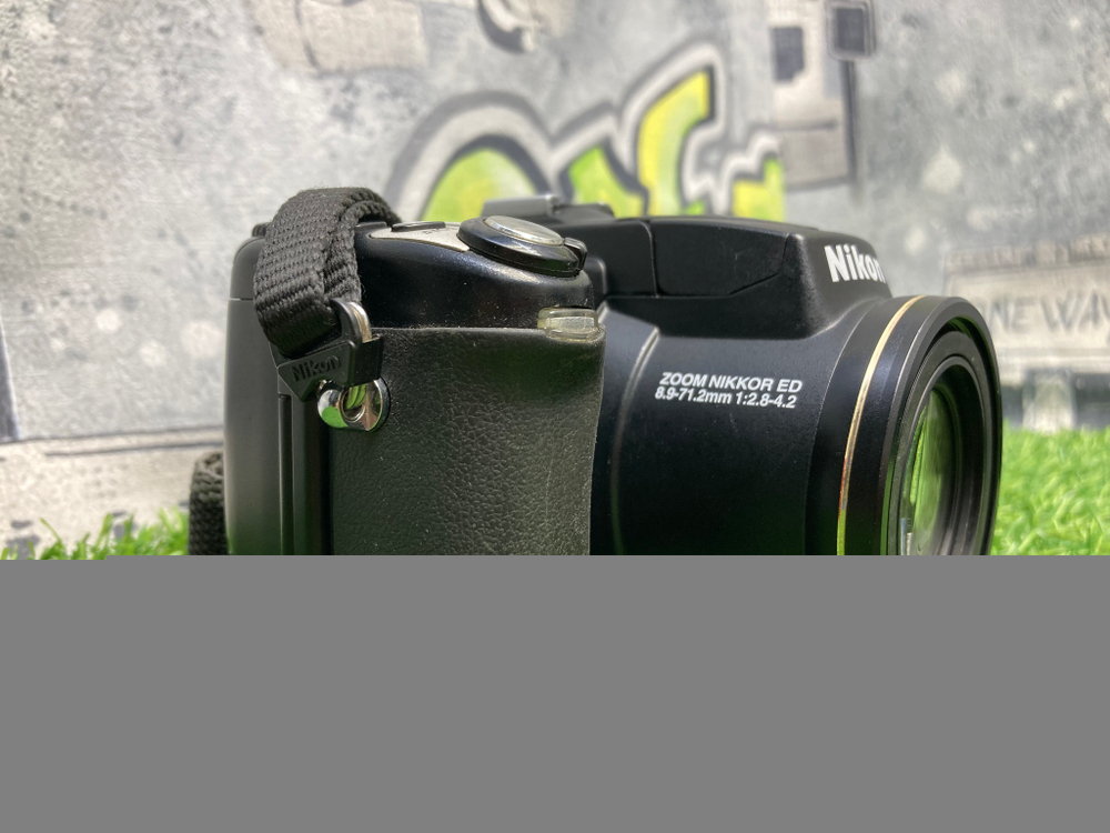 Nikon Coolpix 5700