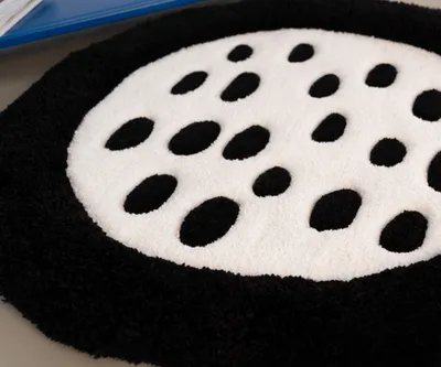 Коврик-лежанка черно-белая, 70х75