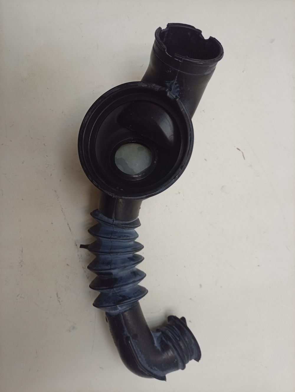 1FE925N кт21 Патрубок сливной для стиральной машин Electrolux, Zanussi, AEG 320721119 б/у