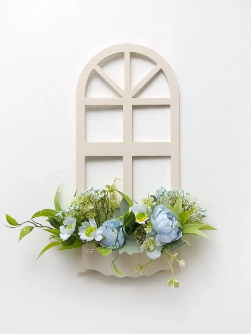 Панно на стену для интерьера "Окно с цветами"