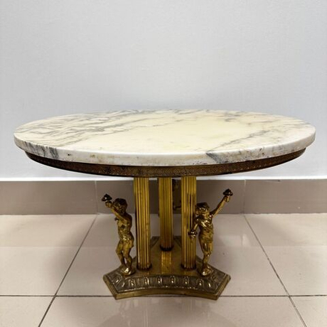 Винтажный журнальный столик