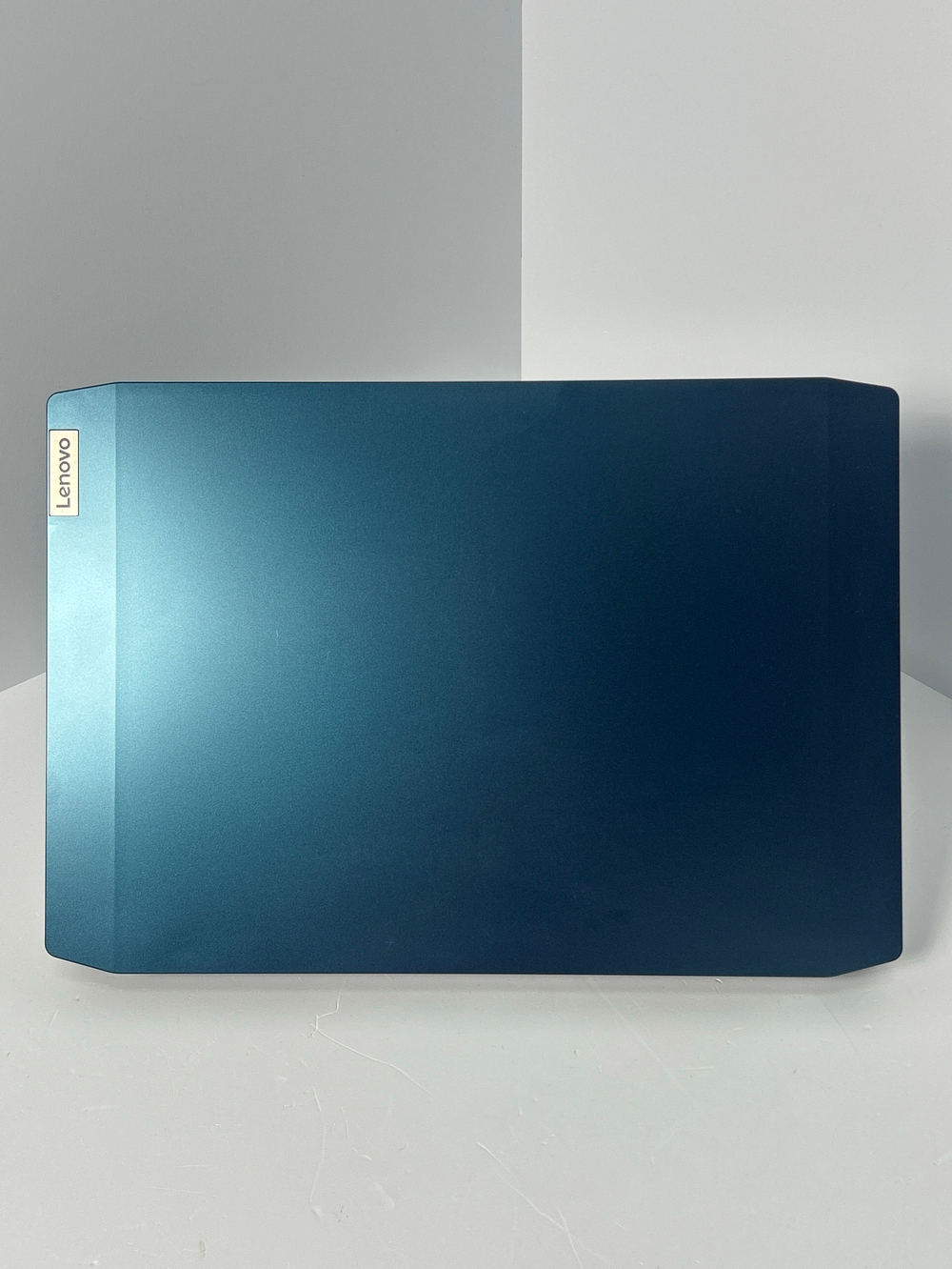 Ноутбук Lenovo IdeaPad Gaming 3 15IMH05 (81Y40099RK) 15.6"/Intel Core i5-10300H/RAM 8GB/SSD 512 GB/nVidia GeForce GTX 1650 Ti 4 Гб/IPS /1920x1080/DOS/Подсветка кл-ры: LED/синий. Состояние: Уценка/небольшой след. на матрице от клавиатуры