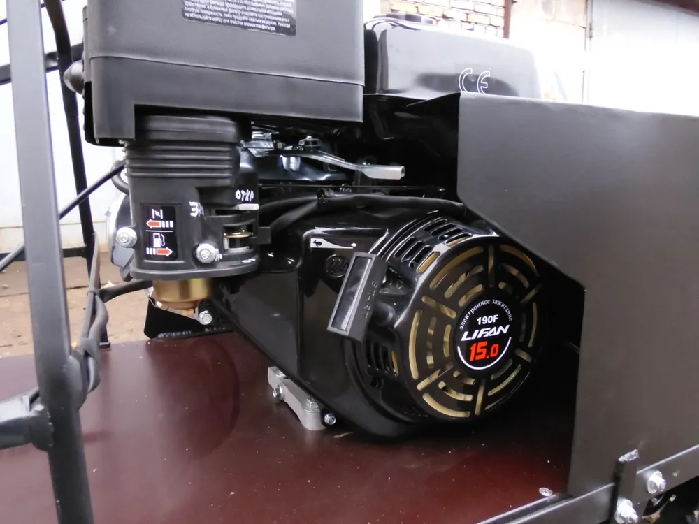 Мотобуксировщик AhtaR Зима 9 л/с с вариатором