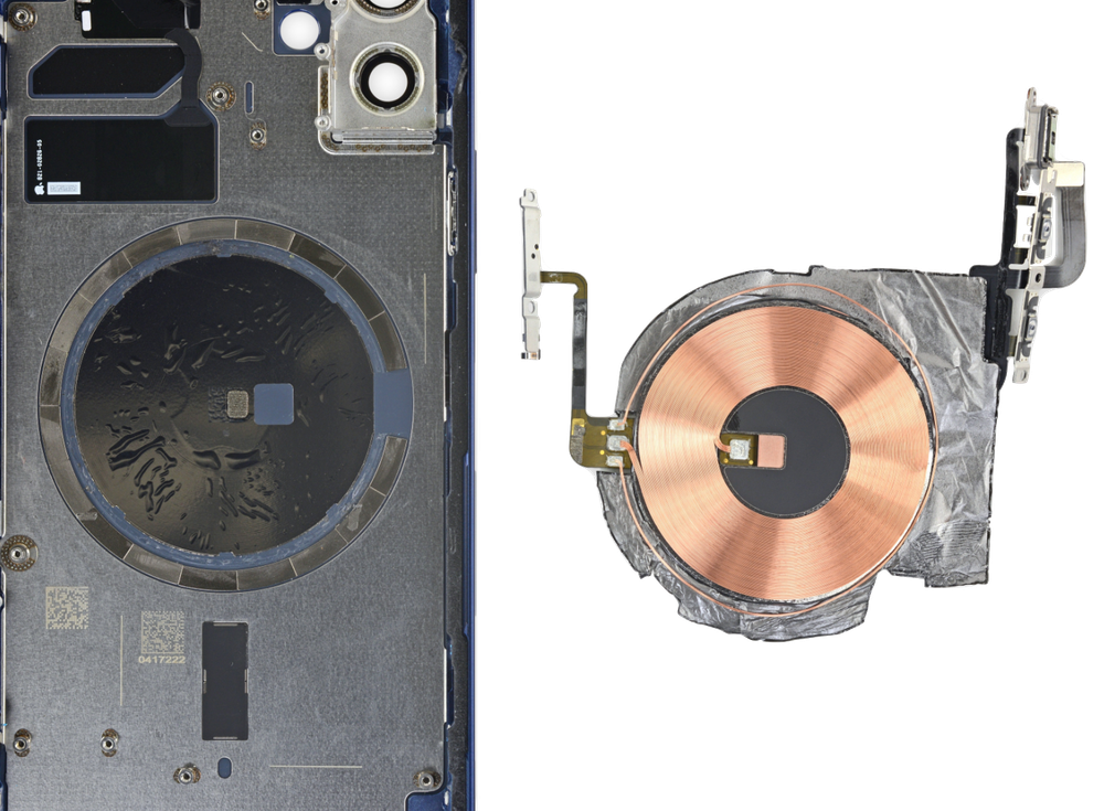 Замена шлейфа боковые кнопок и беспроводной зарядки на iPhone 12 Pro