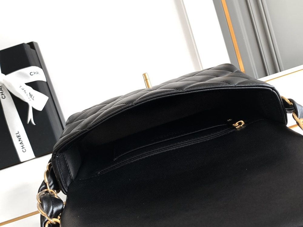 Chanel Bag 22 cm
