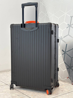 Чемодан Rimowa