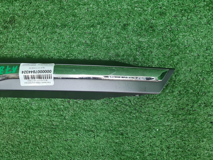 Накладка переднего бампера правая BMW X3 G01 17-21