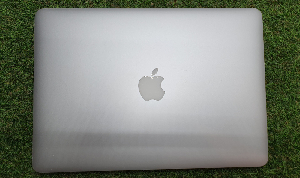 MacBook Air 13 2015 i5/4 Gb
